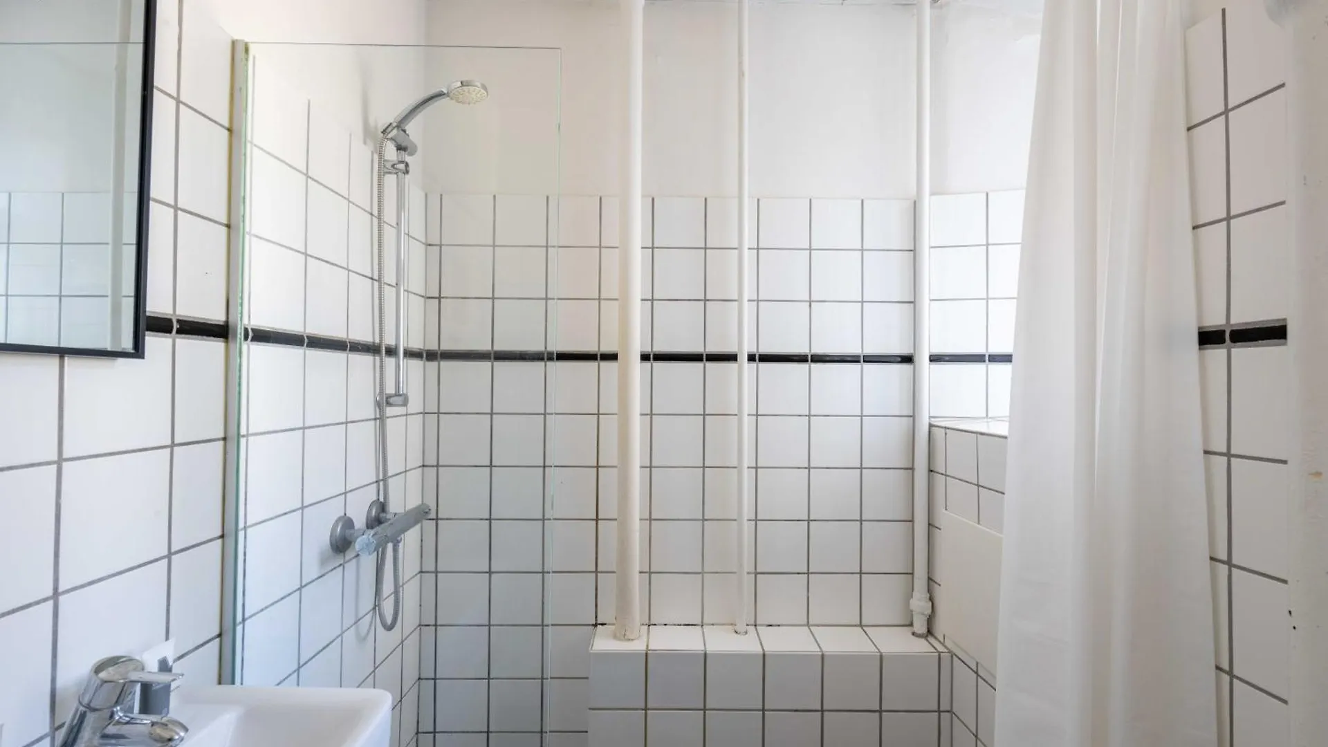 Spacious 3 Bedroom Apartment In Peaceful Area Copenhagen